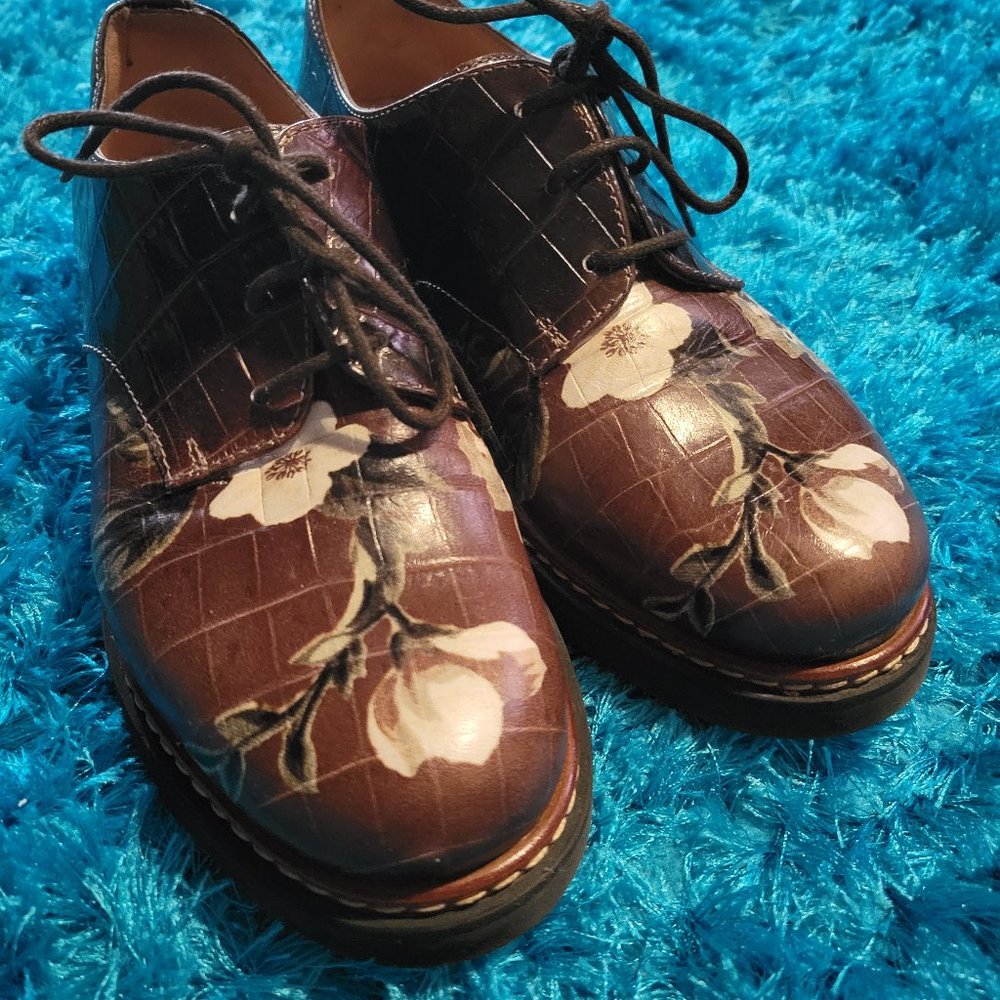 Simona Barbieri shoes like Dr. Martens
